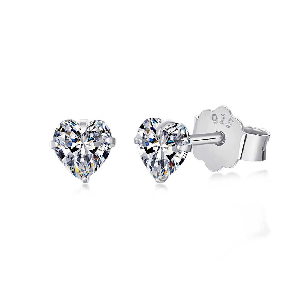 Boucles d'oreilles puces petit cœur en oxyde de zirconium*